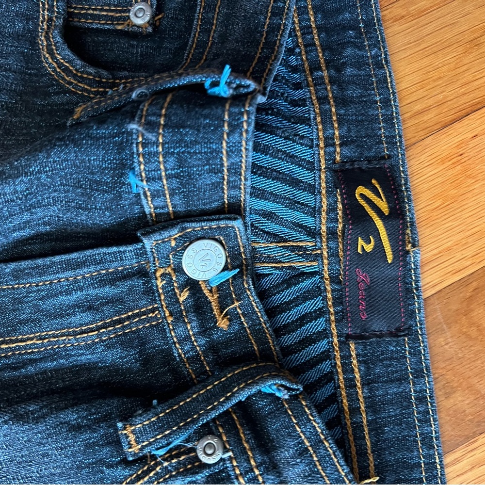 V2 jeans - Picture 2 of 4